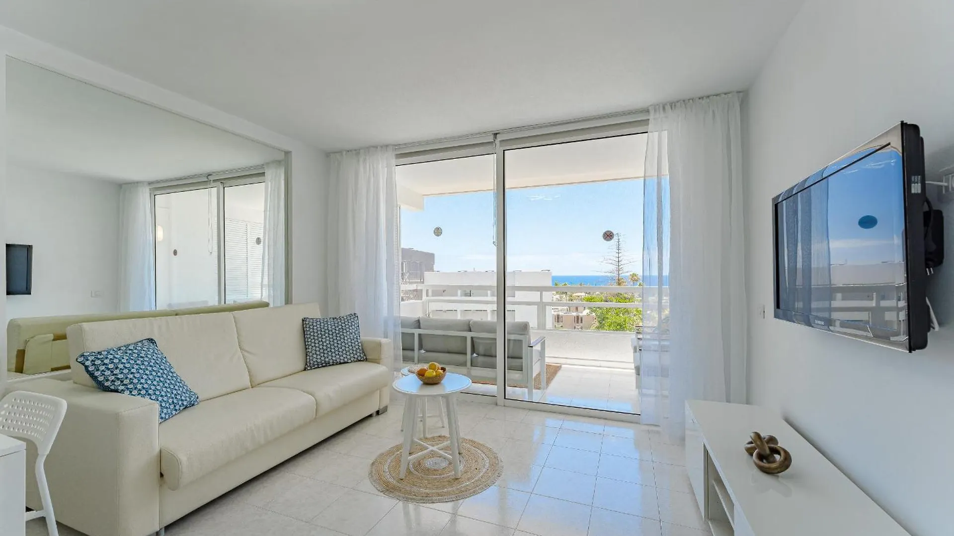 Ponderosa Beachfront Suite Playa Feñabe Apartamento